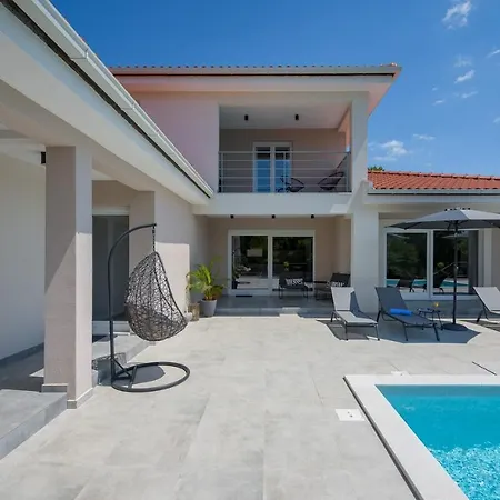 Sanja Villa